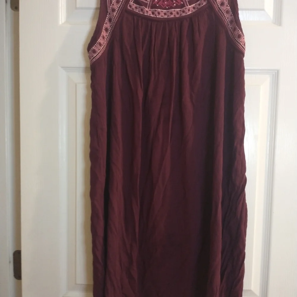 Embroidered Sleeveless Dresses - Blue, Pink, Purple - Picture 8 of 14